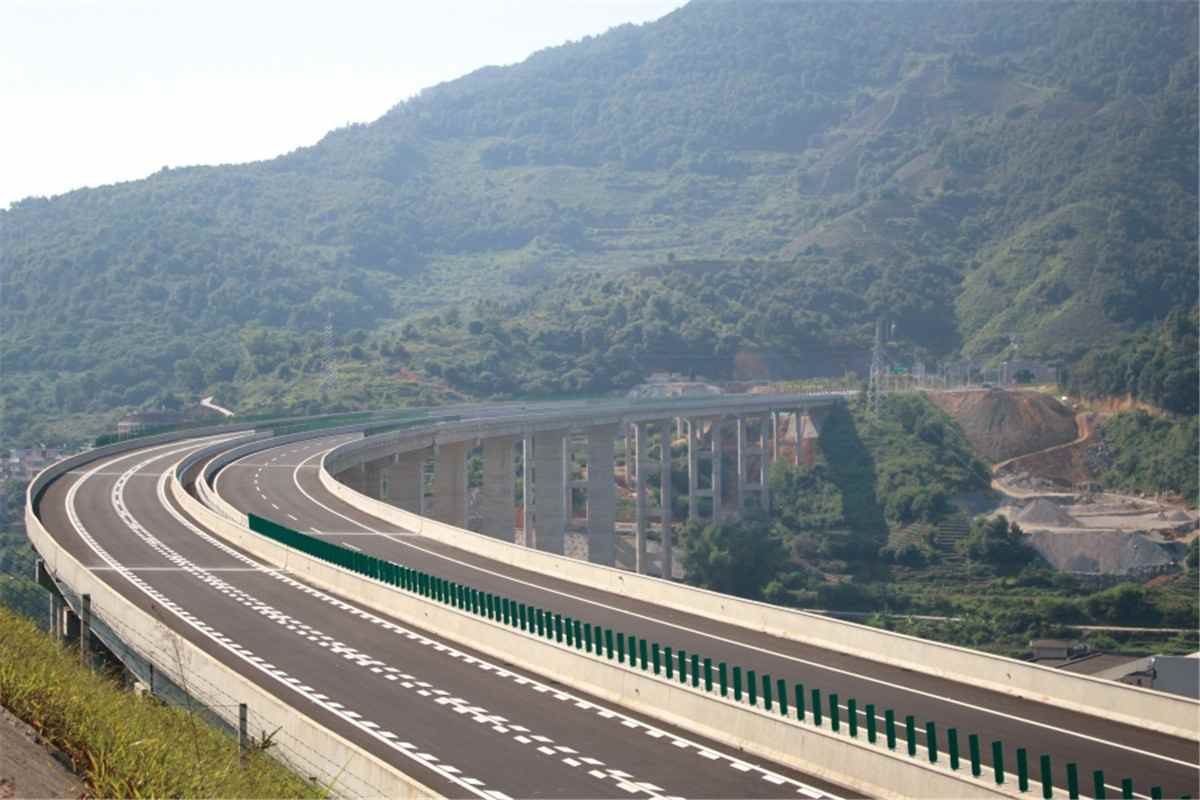 厦沙线安溪至永春高速路(图1)