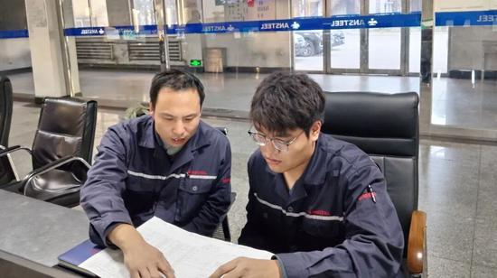 新员工·职场变形记 | 唐浩然：我在高炉旁淬炼青春(图4)