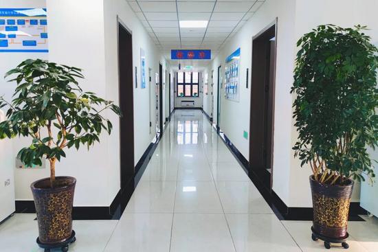 让跑车在外的职工睡好觉！这家行车公寓超智能(图8)