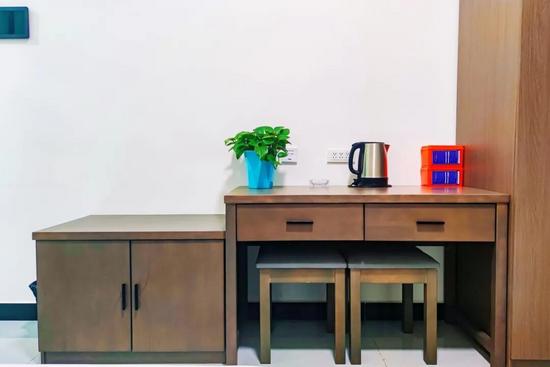 让跑车在外的职工睡好觉！这家行车公寓超智能(图10)