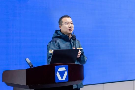 启新程 攀高峰 · 2026徐工道路营销工作会议聚势谋远，共(图17)