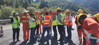 大成集团微表处项目观摩会顺利召开(图2)