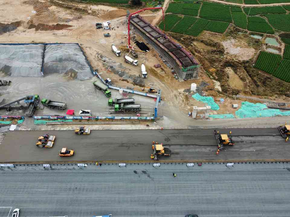 翔安机场高速公路工程精细化施工观摩会顺利召开(图5)
