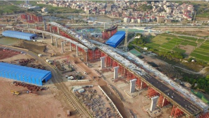 “奋战150天，攻坚克难保目标”劳动竞赛之 ———溪东路A标加大投入、进展大提速