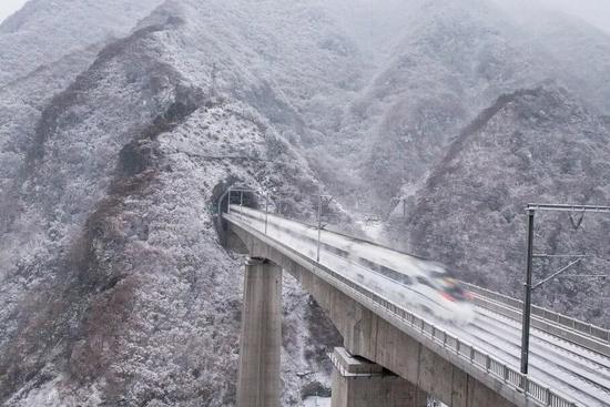 冰雪凝寒,怀揣春天丨铁路人,小寒(图10) 冰雪凝寒,怀揣春天丨铁路人,小寒(图10)