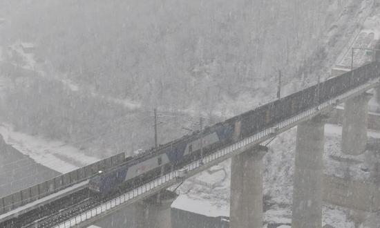 冰雪凝寒，怀揣春天丨铁路人，小寒(图11)